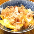 料理メニュー写真 淡路島産玉ネギトロトロチーズがけ