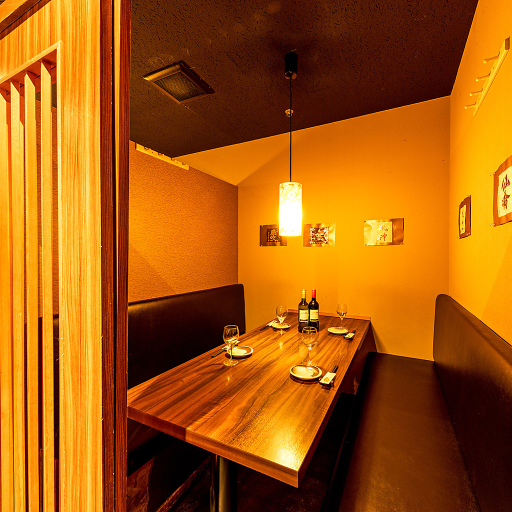 人数に合った快適な個室席へご案内致します！扉付きのプライベート空間でのんびりとお食事を堪能！