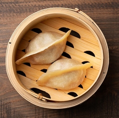 鶏冠型　蒸し餃子　餡は３種類