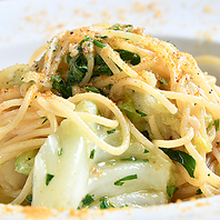 本格イタリアンと居酒屋メニューの豊富な品揃え