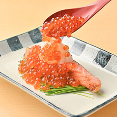 サーモンハラスいくらおろしかけ