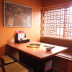 王道＋ 布施本店の雰囲気3