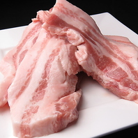 思わず笑顔になる肉の贅沢体験