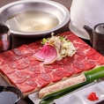 【牛タンしゃぶしゃぶ食べ放題】当店の看板メニュー「牛タンしゃぶしゃぶ」はヘルシーで大人気のメニュー！牛タンしゃぶしゃぶを思う存分楽しめる食べ放題コースは100分4,000円(税込)でご用意しました◎