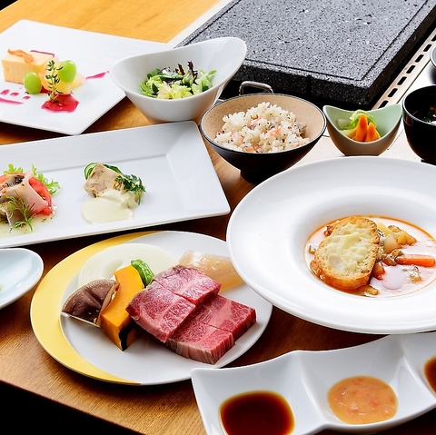 飛騨の名物「飛騨牛」をメインとしたコース料理