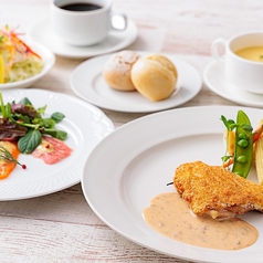 カジュアル~クラシックなビストロ料理や定番洋食♪