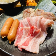 ランチ限定 お手頃プラン 市場カルビ 豚カルビ ウインナー セットメニュー付770円 税込 焼肉食べ放題 カルビ市場 博多駅筑紫口店 焼肉 ホルモン ホットペッパーグルメ