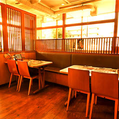 落ち着いた雰囲気の店内は、デートや女子会、おひとり様でのご利用にもオススメです。