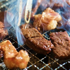 炭火焼肉ホルモン横丁 新山口店の雰囲気2