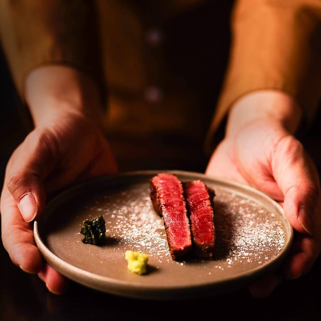 『焼物　焼肉　ヒレ』