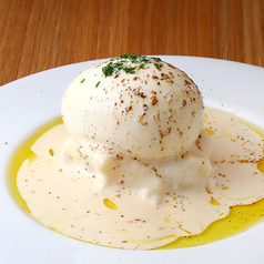 ウフマヨ〜ブルーチーズソース〜の写真