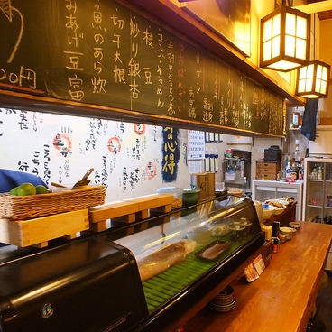 ハイカラ 居酒屋 中洲 ANYWAY 三丁目の夕日の雰囲気1