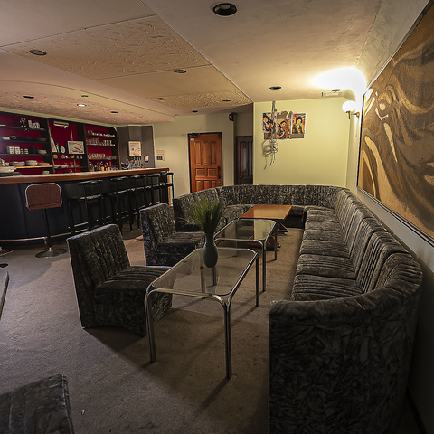 じっくり時間をかけた魚介と昆布の旨味が広がる出汁が◎おでんや天ぷらが楽しめるお店