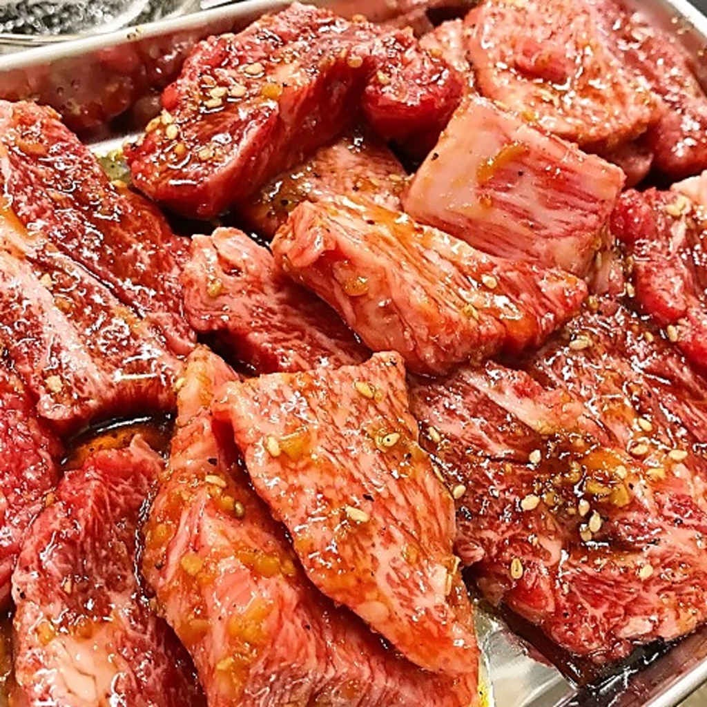 当店名物「赤盛り」！厳選した赤身肉を贅沢に盛り合わせに◎焼肉好きのお客様は是非ご賞味ください♪