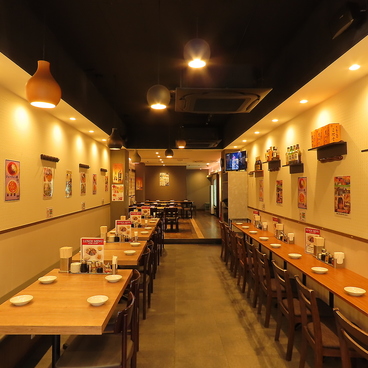 天鴻餃子房 日本橋 日銀通り店の雰囲気1