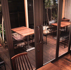 個室～テラス席のフロア貸切可能です。