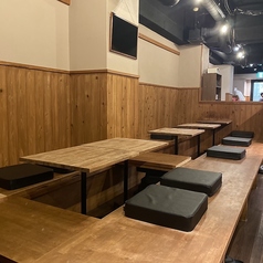 プライベート感のある掘りごたつ席をご用意。落ち着いた雰囲気でゆっくりとお料理をお召し上がりできます。