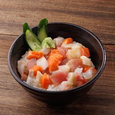 本日の海鮮丼