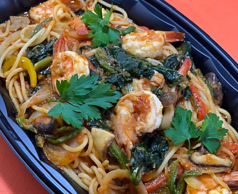 海老と季節野菜のトマトソースパスタ※乾麺リングイーネを使用