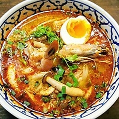 トムヤム海鮮ラーメン