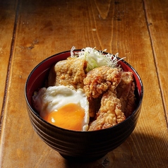 元カノが好きだった鶏のからあげ丼の写真