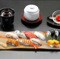 幼少期の憧れを胸に、鮨の道を歩み続ける熟練の職人技