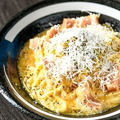 鉄板イタリアン サルーテ