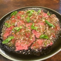 お酒のお供に！多彩な前菜やボリューム満点の肉料理♪