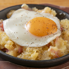 鉄板焼きポテサラ