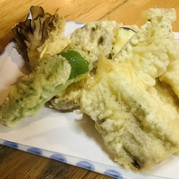 揚げたてサクサク！スルメイカと野菜の天ぷらなど