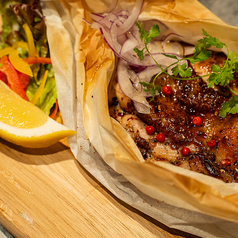 スパイシーグリルチキン