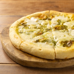 ジェノベーゼとチーズピザ