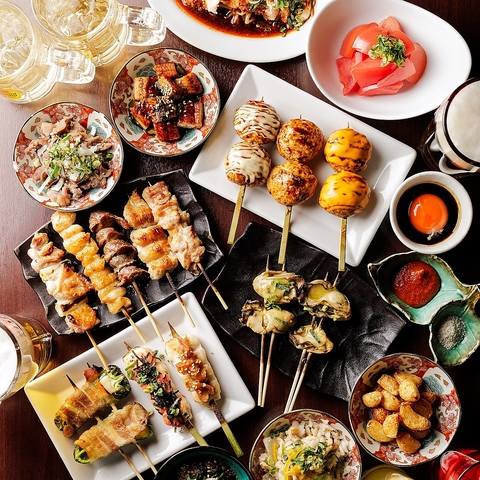 ■大山どりの焼き鳥と本格的な鰻、心も体も温まる鍋料理も楽しめる。