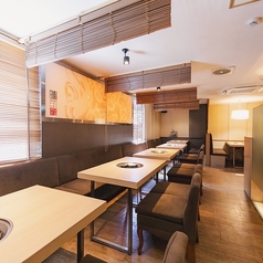 個室は席数に限りがございますので必ず電話でのご予約をお願いしております。