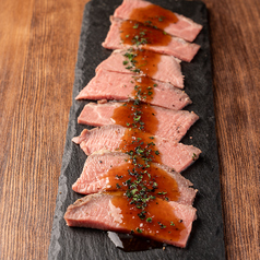 トリュフ香るローストビーフ