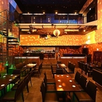 貸切は30名様からご利用可能。着席時は最大80名様、立食時はなんと最大150名様までご利用可能です。