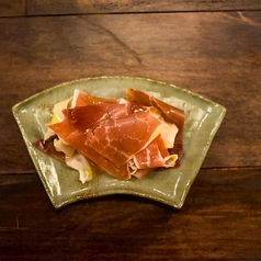 スペイン料理店の美味しい生ハム