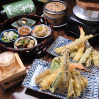 しっかり煮込んだおでんや、炊き立ての釜飯が人気です☆