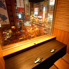 5組限定♪夜景が一望できる♪夜景カップル席は雰囲気抜群でデートに最適です！完全個室ご希望の場合はお電話にて問い合わせください。