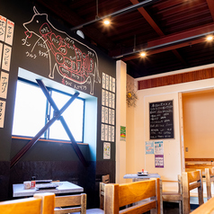 京ホルモン花 秘密基地の雰囲気2