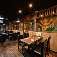 陽気でおしゃれなブラジル空間が広がる店内