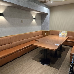 最大20名様入室可能カラオケルーム※実際のお部屋とは異なる場合がございます。