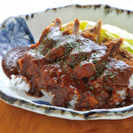 〆物にはコレ！加古川名物かつめし！牛カツにじっくり煮込んだデミグラスベースのソースがたっぷり♪