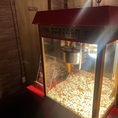 まるで某テーマパーク！？キャラメルポップコーンが店内で楽しめちゃう！もちろんテイクアウトもできちゃいます。