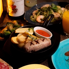 自家製三元豚のサルシッチャ