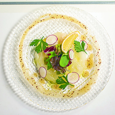 本日のお魚屋さんオススメのお魚のカルパッチョ