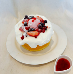 米粉のふわもちシフォン　ベリーベリー