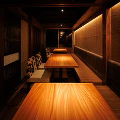 【完全個室5-10名様まで】忘年会などの外せないシーンにおすすめです。お席だけのご予約や当日のご個室の予約も受け付けております！各種ご宴会におすすめの2時間飲み放題付きコースもご用意しております。渋谷での接待・飲み会・新年会におすすめです。