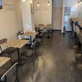 【心地よい雰囲気で、特別な時間を】カフェ利用にも最適な落ち着いたインテリアで、ランチメニューも充実しています！おしゃれで居心地の良い空間で、友人との会話も弾むひとときを提供します★