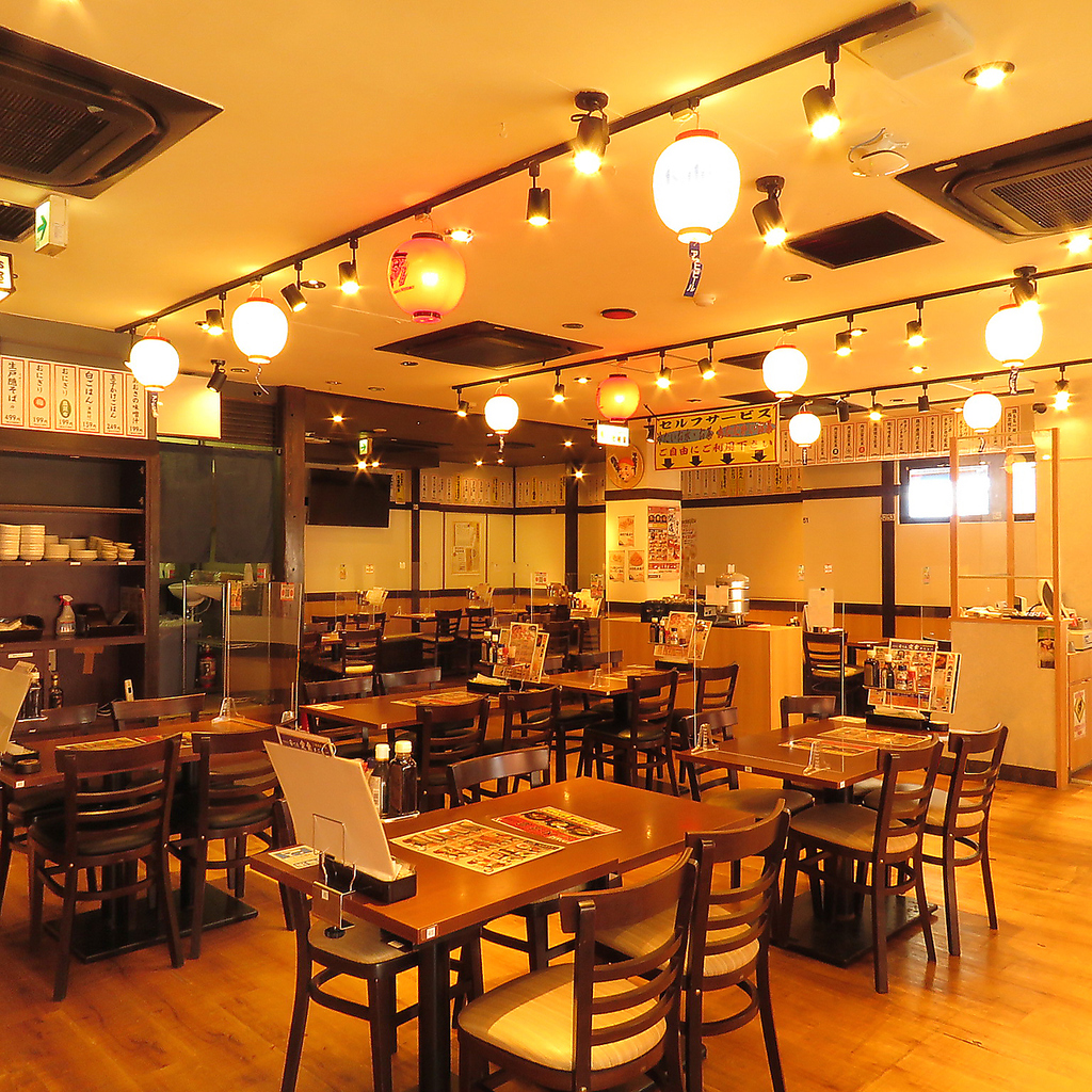 【少人数】2名様～利用できる…テーブル・掘りごたつタイプございます。